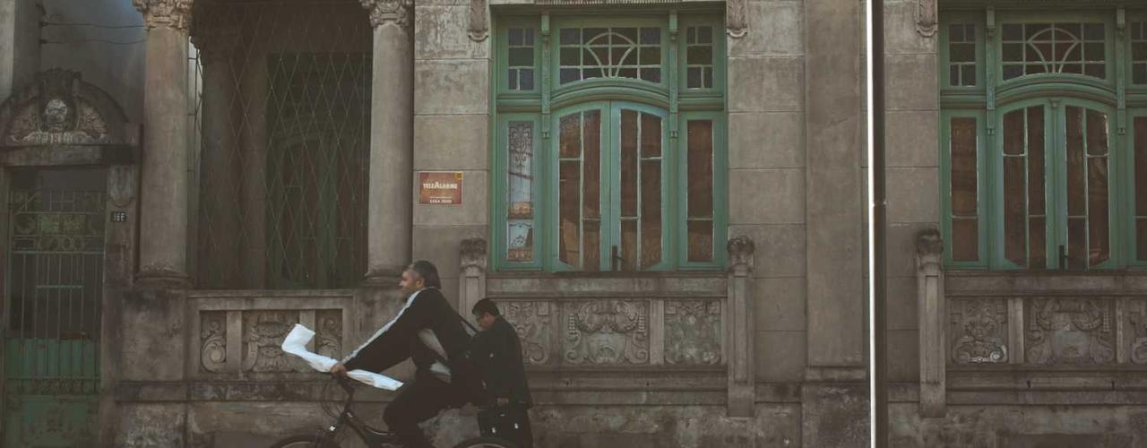 A random Saturday post at 06:11:01 AM