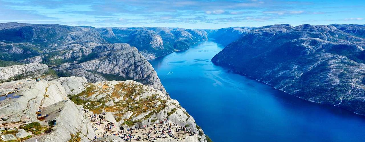 A random Saturday post at 12:11:01 AM