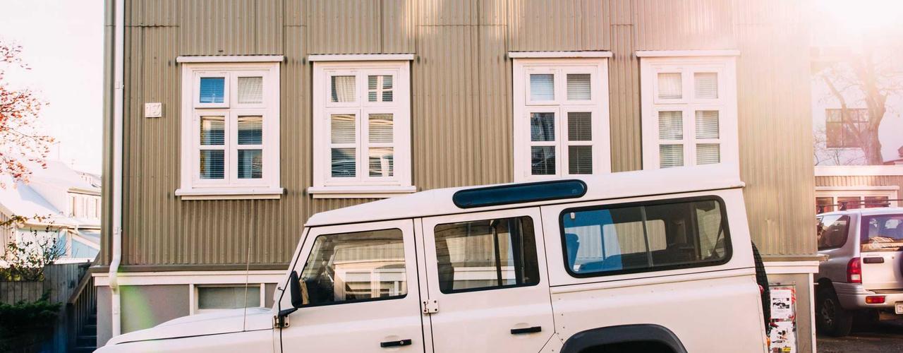 A random Thursday post at 06:11:01 AM